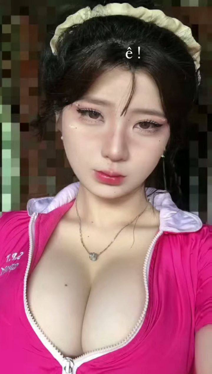 some cùng con vợ thằng bạn thân